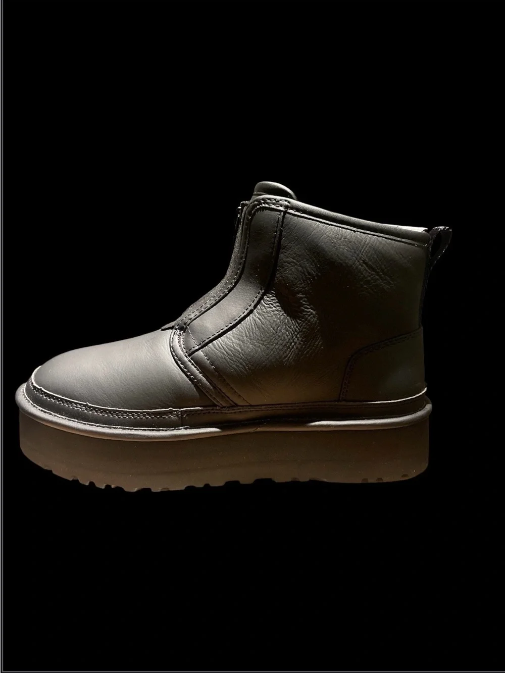 UGG Woman Neumel Platform Zip Boots in Umber